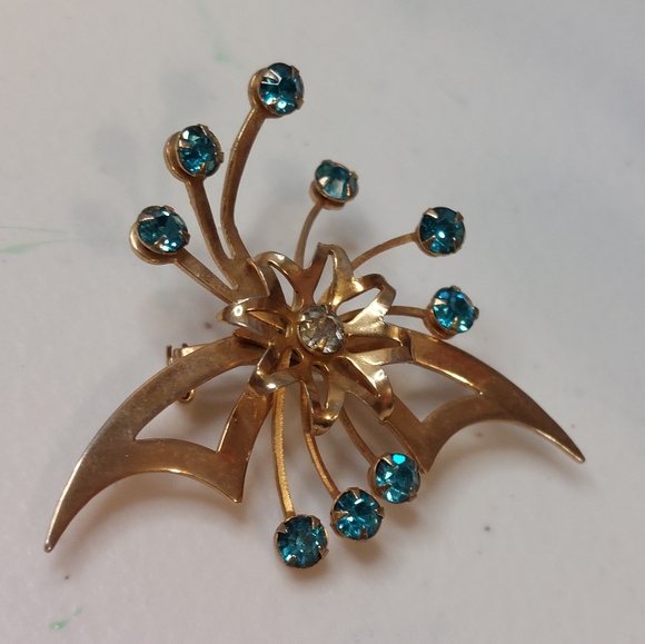 Vintage Mid-Century Blue Crystal Anthers Flowers with Fillaments Brooch Pin - Picture 2 of 8